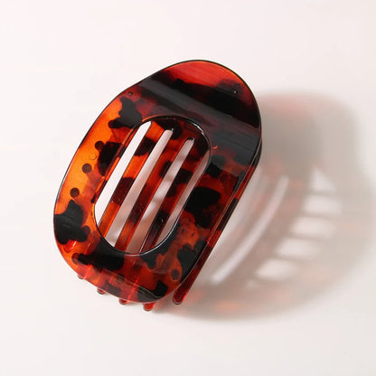 Fashion Oval Hair Claw Clip for Women New Design Leopard Matte Curved Flat Styling Barrettes Acrylic Lying down Hair Accessories